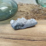 Chalcedoon met apofyliet calciet (ruw) | Marga Jacobs
