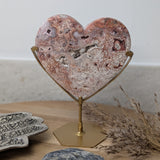 Roze crazy lace agaat hart op standaard | Marga Jacobs