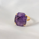 Amethist ring 2 – curated crystal by Marga Jacobs | rust, symboliek en intuïtieve zelfzorg