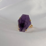 Amethist ring 3 – curated crystal by Marga Jacobs | rust, symboliek en intuïtieve zelfzorg