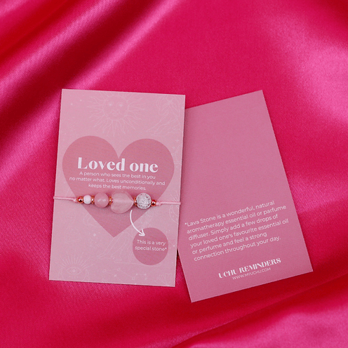 Armband 'Loved one' ~ Uchu Reminders – curated crystal by Marga Jacobs | rust, symboliek en intuïtieve zelfzorg