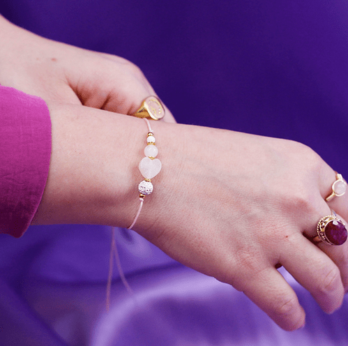 Armband 'Loved one' ~ Uchu Reminders – curated crystal by Marga Jacobs | rust, symboliek en intuïtieve zelfzorg