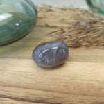 Avaloniet trommelstenen – curated crystal by Marga Jacobs | rust, symboliek en intuïtieve zelfzorg