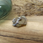 Bariet | ruw – curated crystal by Marga Jacobs | rust, symboliek en intuïtieve zelfzorg