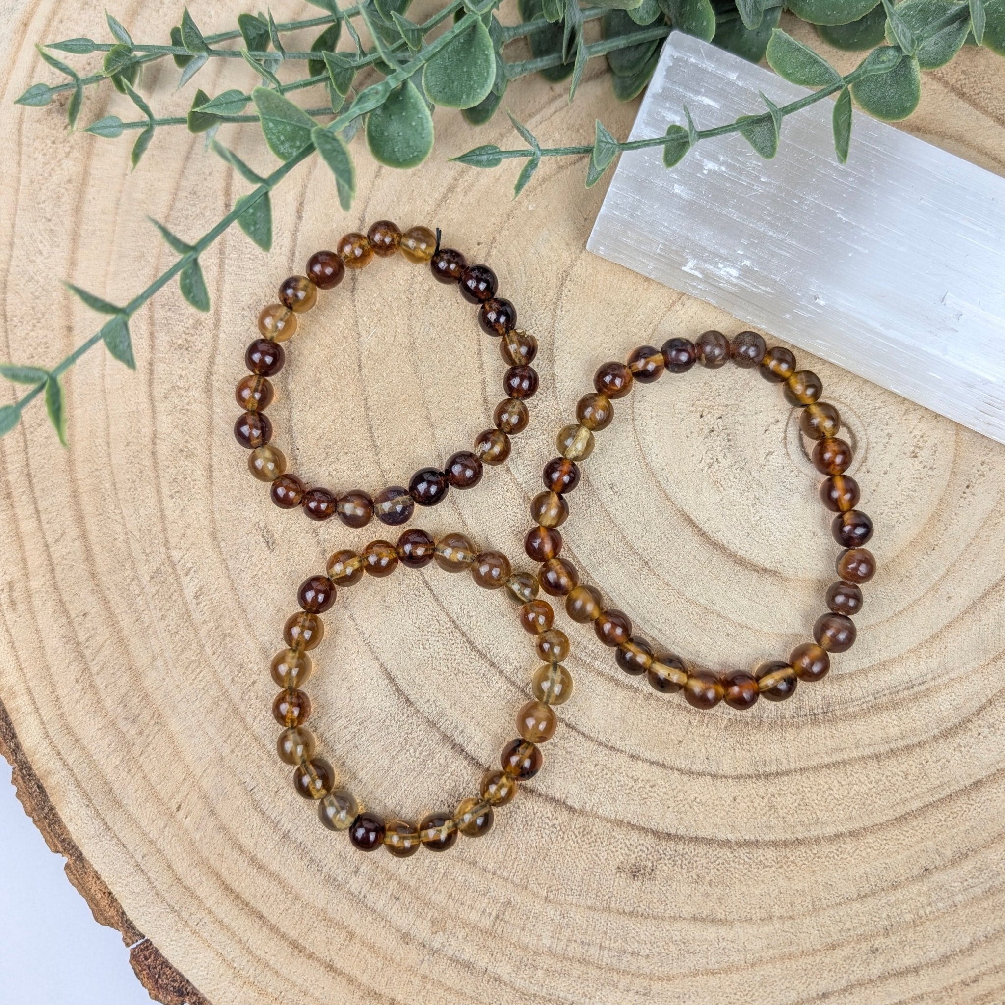 Barnsteen armband 8 mm – curated crystal by Marga Jacobs | rust, symboliek en intuïtieve zelfzorg