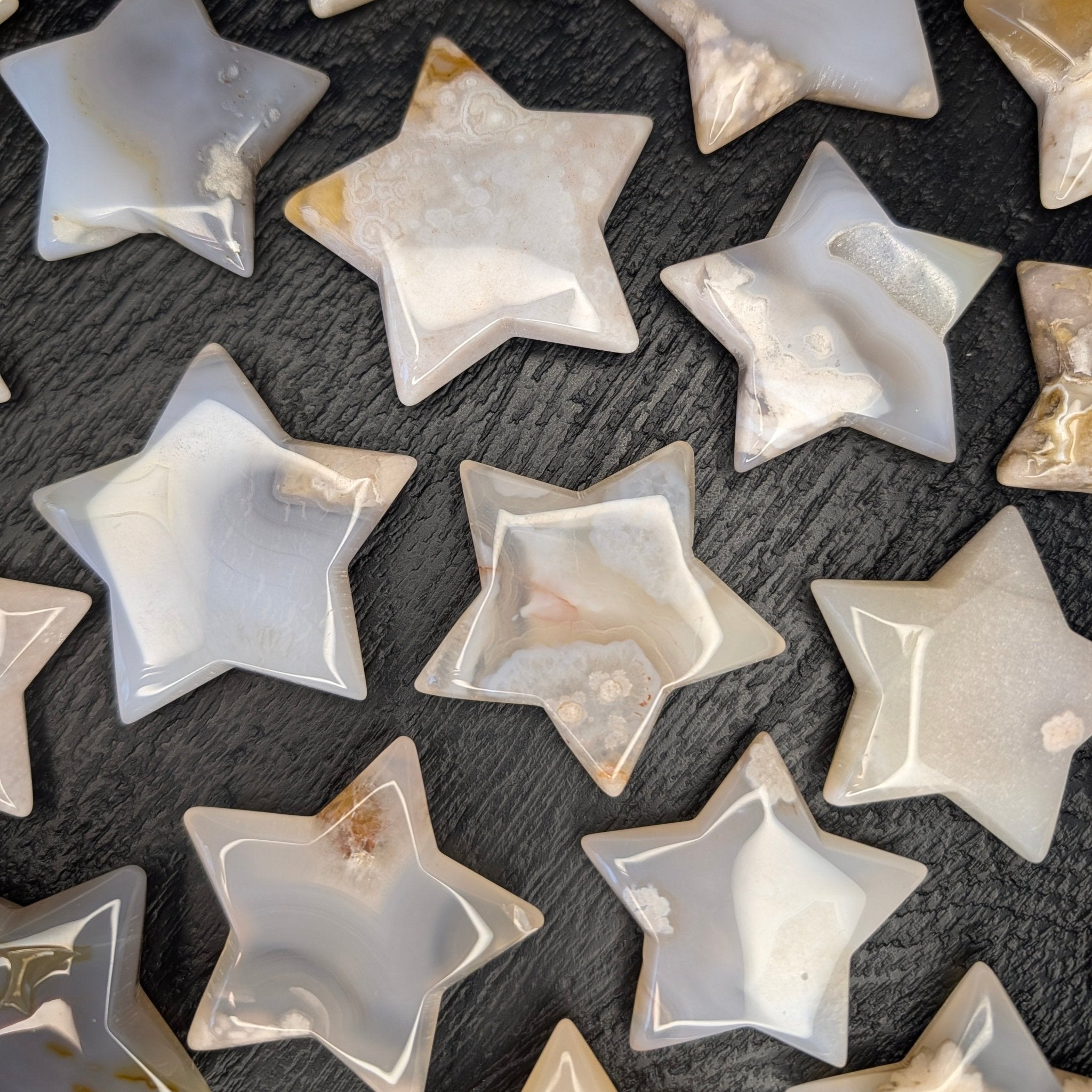 Bloemagaat ster – curated crystal by Marga Jacobs | rust, symboliek en intuïtieve zelfzorg