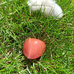 Cherry opaal trommelstenen – curated crystal by Marga Jacobs | rust, symboliek en intuïtieve zelfzorg