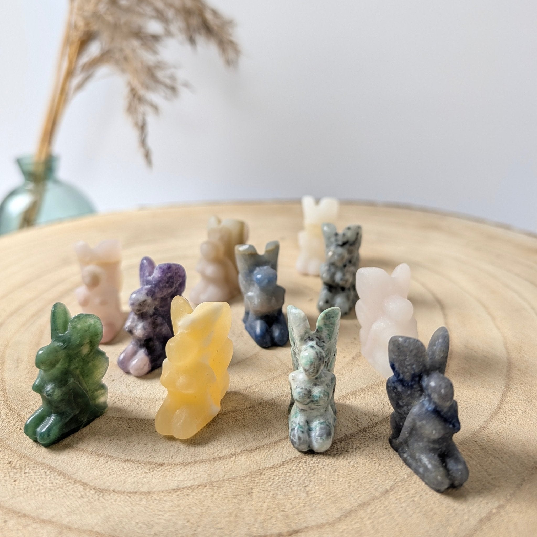 Edelsteen elfje – curated crystal by Marga Jacobs | rust, symboliek en intuïtieve zelfzorg