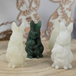 Edelsteen konijntje mama met baby – curated crystal by Marga Jacobs | rust, symboliek en intuïtieve zelfzorg