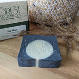 Edelsteenzeep Full Moon | Appel & salie en maansteen – curated crystal by Marga Jacobs | rust, symboliek en intuïtieve zelfzorg