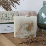 Edelsteenzeep Luna | Maansteen – curated crystal by Marga Jacobs | rust, symboliek en intuïtieve zelfzorg