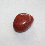 Goudstroom trommelstenen – curated crystal by Marga Jacobs | rust, symboliek en intuïtieve zelfzorg