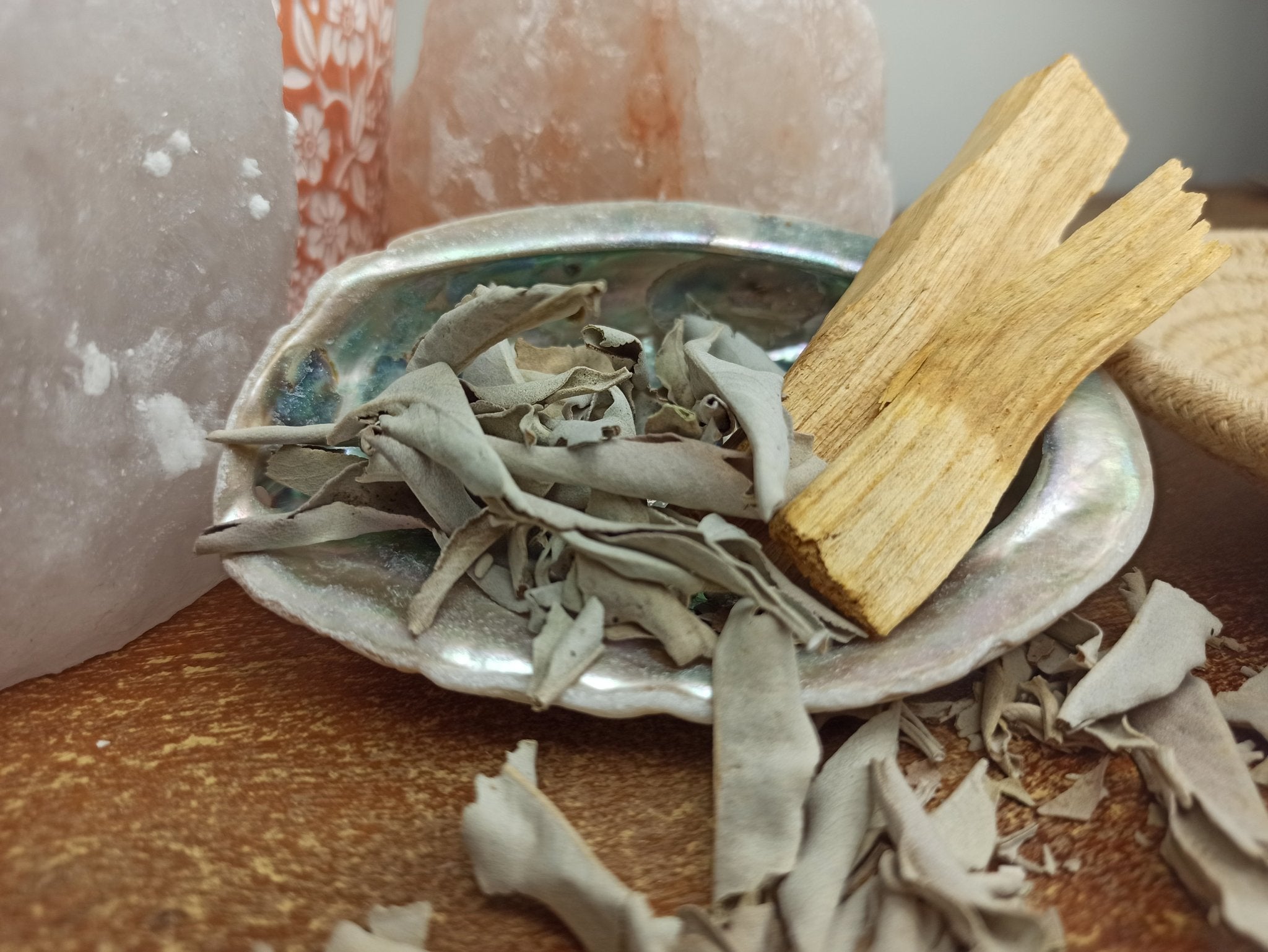 Huisreinigingsset – curated crystal by Marga Jacobs | rust, symboliek en intuïtieve zelfzorg