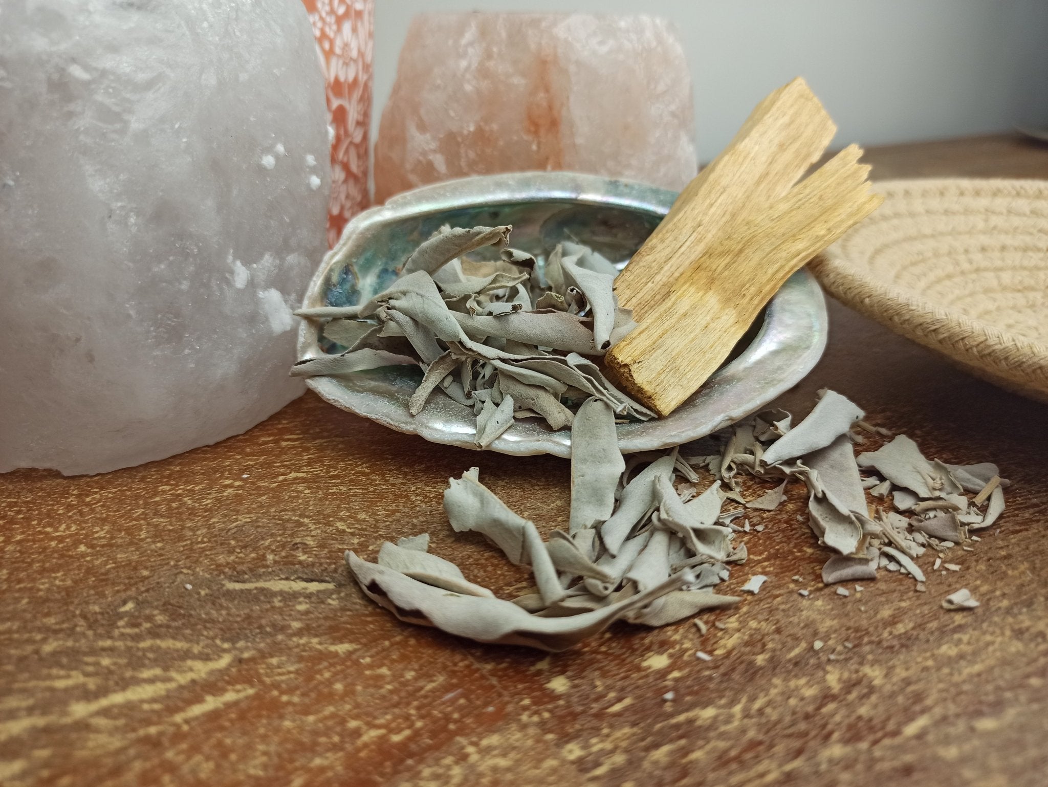 Huisreinigingsset – curated crystal by Marga Jacobs | rust, symboliek en intuïtieve zelfzorg