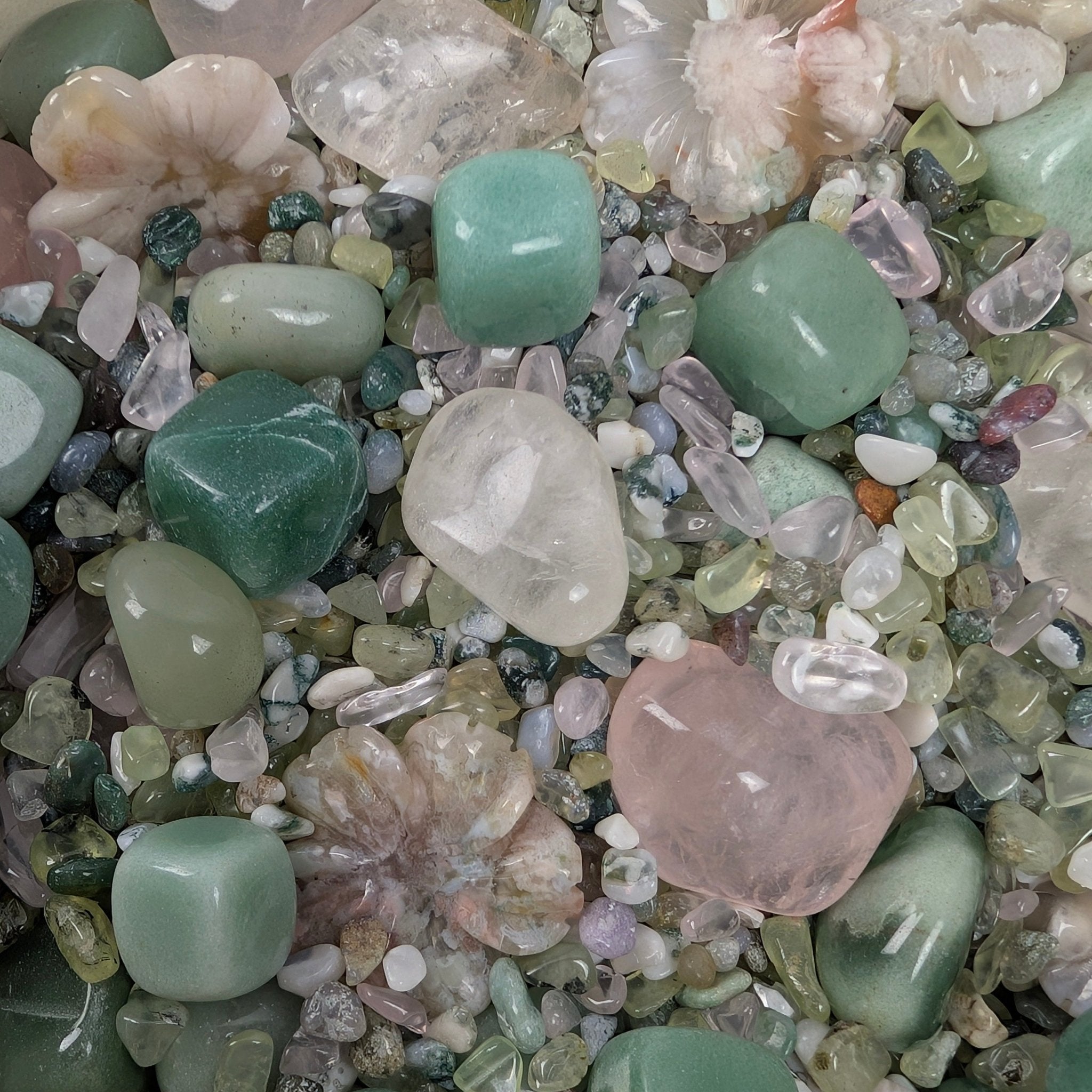 Lente confetti mix – curated crystal by Marga Jacobs | rust, symboliek en intuïtieve zelfzorg