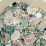 Lente confetti mix – curated crystal by Marga Jacobs | rust, symboliek en intuïtieve zelfzorg