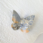 Maligano jaspis vlinder – curated crystal by Marga Jacobs | rust, symboliek en intuïtieve zelfzorg
