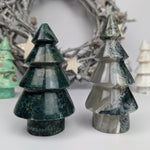 Mosagaat kerstboompje – curated crystal by Marga Jacobs | rust, symboliek en intuïtieve zelfzorg