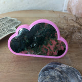 Mosagaat nachtlampje ~ Wolk – curated crystal by Marga Jacobs | rust, symboliek en intuïtieve zelfzorg