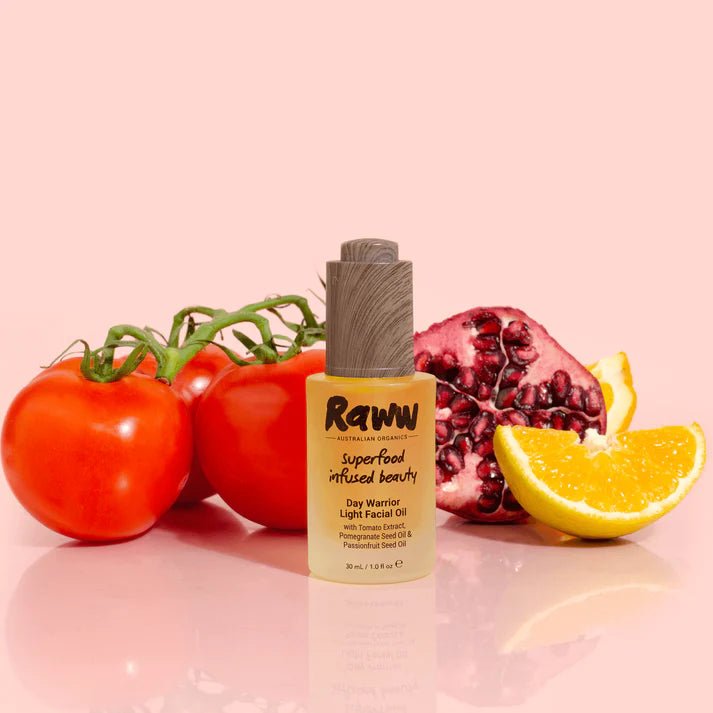 RAWW Day Warrior Light Facial Oil – curated crystal by Marga Jacobs | rust, symboliek en intuïtieve zelfzorg