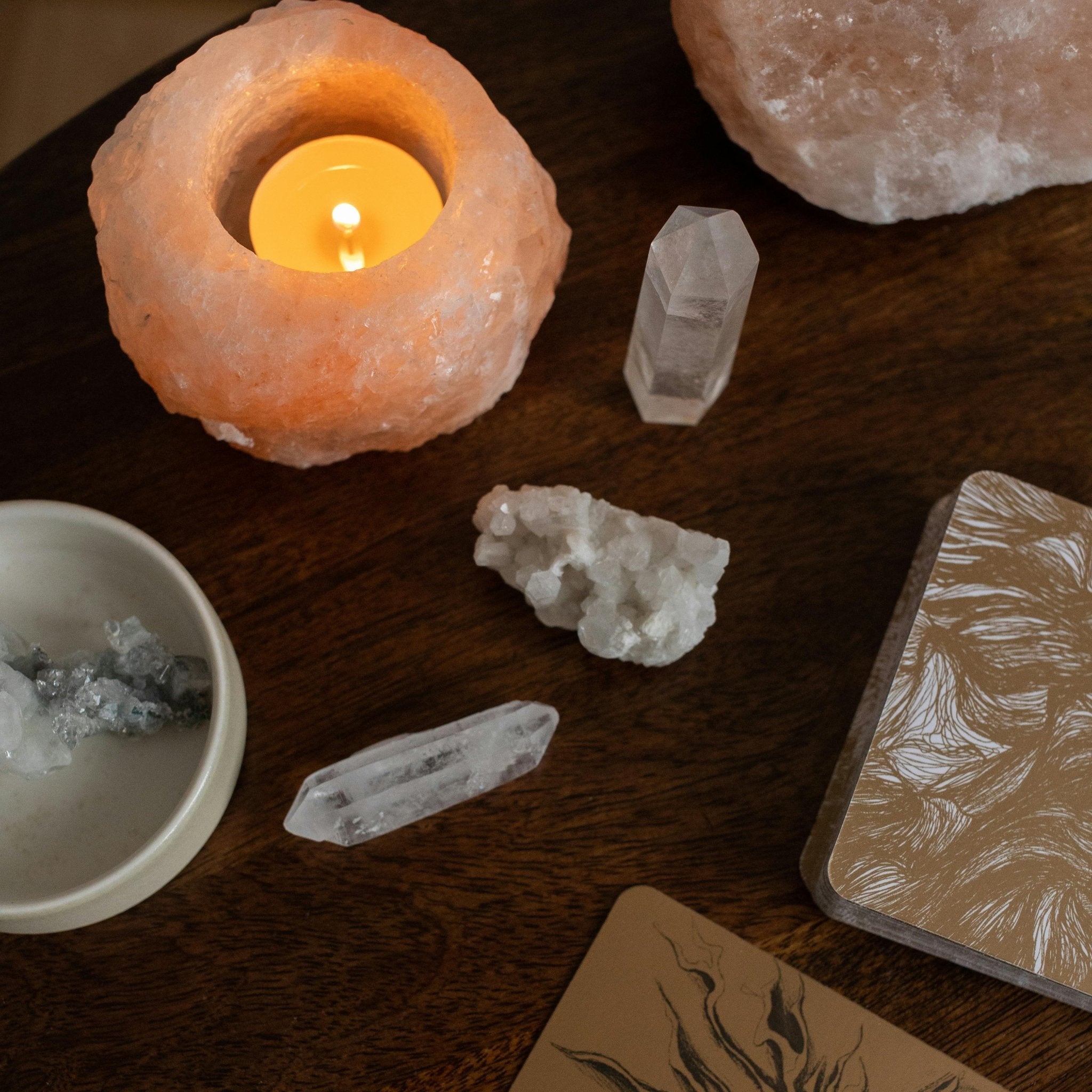 Reiki op afstand – curated crystal by Marga Jacobs | rust, symboliek en intuïtieve zelfzorg