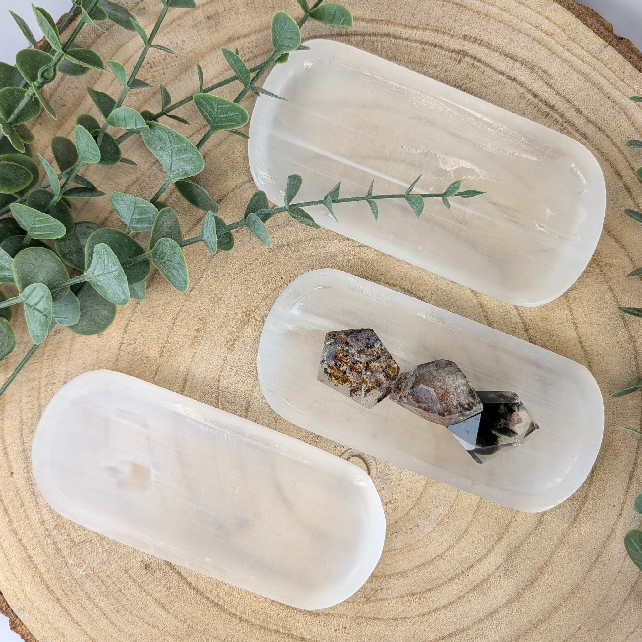 Seleniet schaaltje – curated crystal by Marga Jacobs | rust, symboliek en intuïtieve zelfzorg
