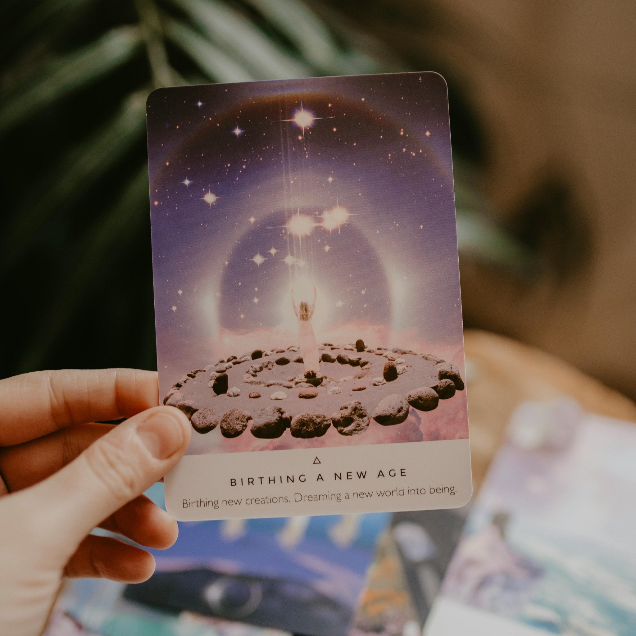 Tarotmail – Mini Reading (1 kaart) – curated crystal by Marga Jacobs | rust, symboliek en intuïtieve zelfzorg