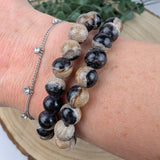 Versteend hout armband 8 mm – curated crystal by Marga Jacobs | rust, symboliek en intuïtieve zelfzorg