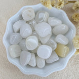 Witte jade edelsteensplit ✦ 20 g – bijzondere edelsteen, zorgvuldig gekozen door Marga Jacobs