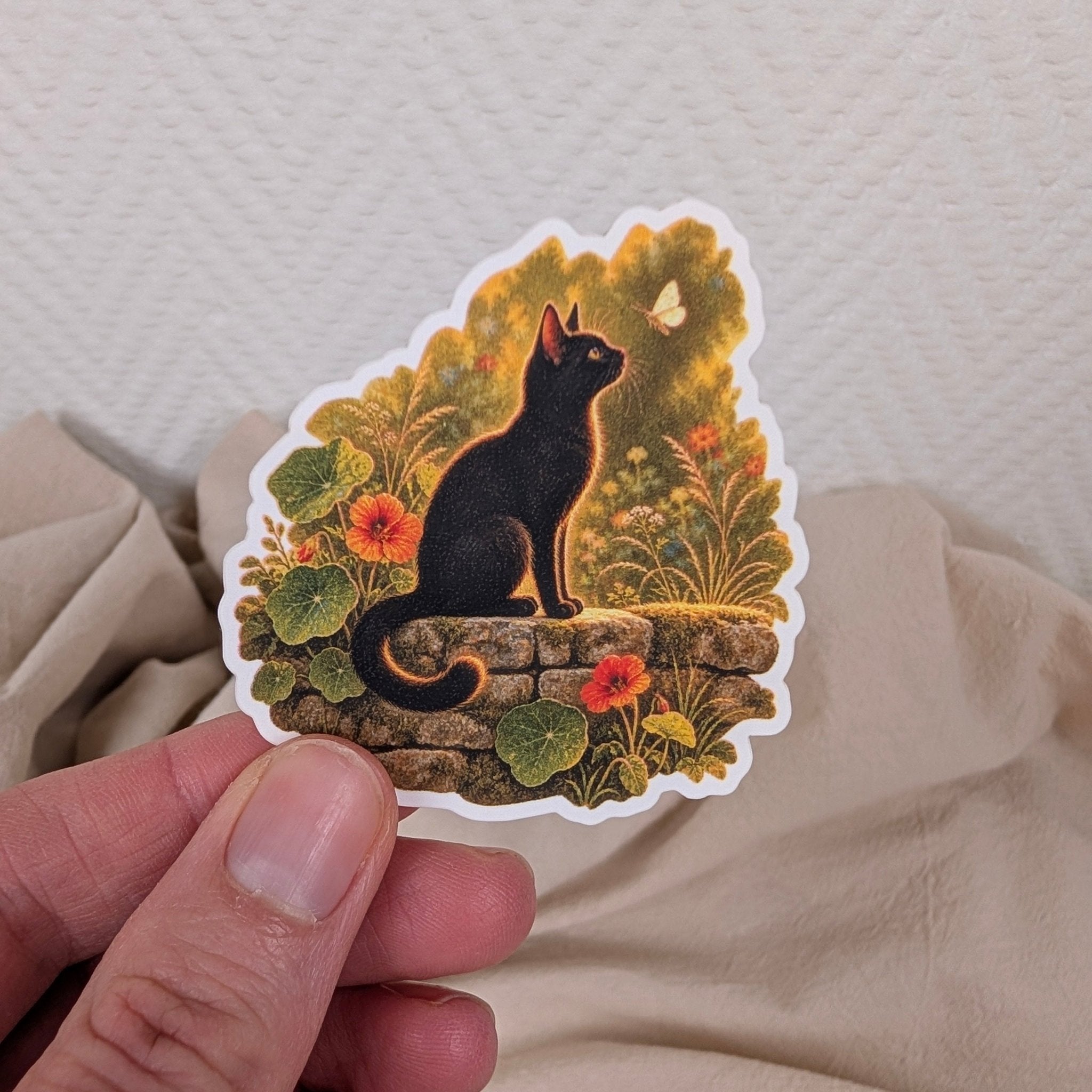 Zwarte kat in het avondlicht - sticker – bijzondere edelsteen, zorgvuldig gekozen door Marga Jacobs