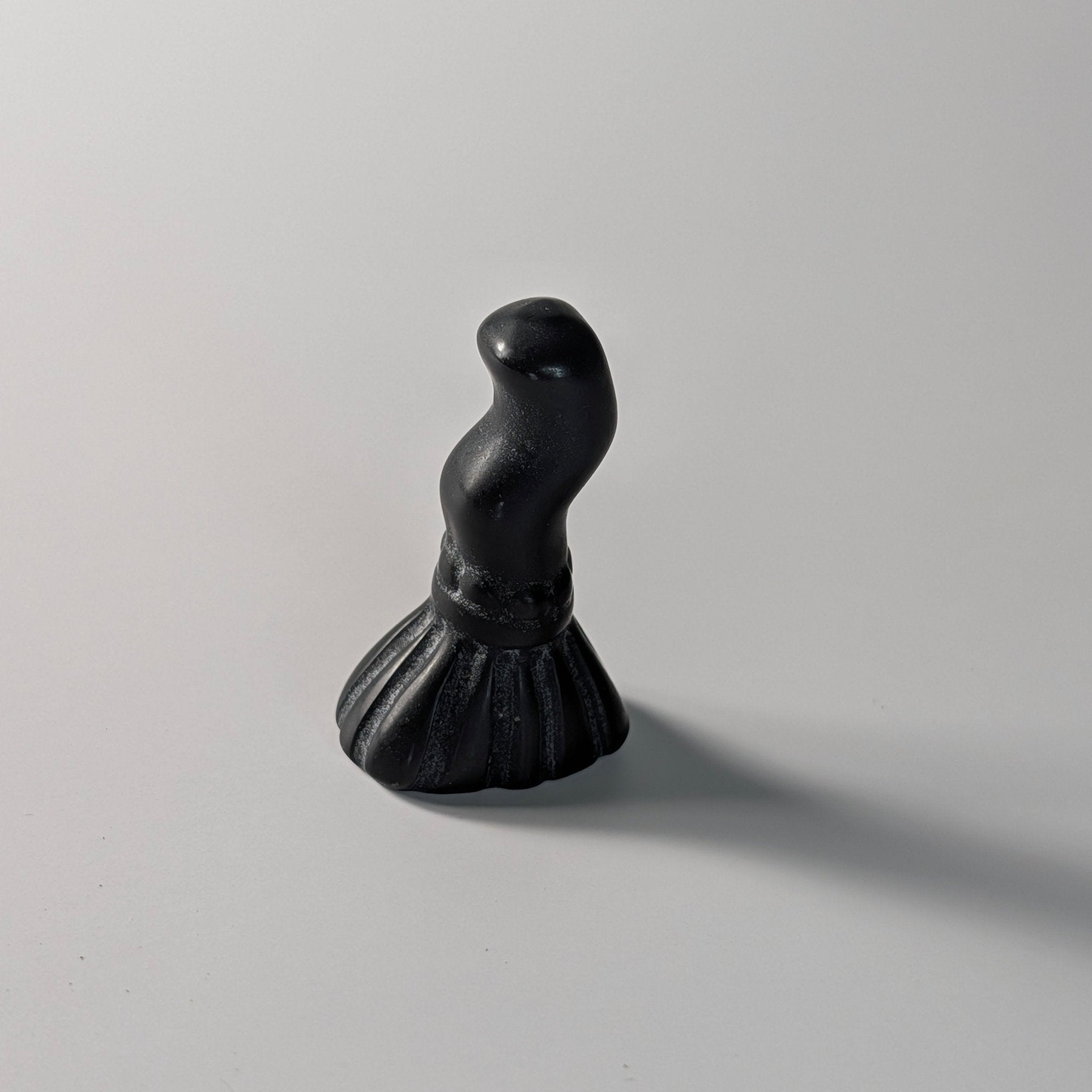 Zwarte obsidiaan heksenbezem – bijzondere edelsteen, zorgvuldig gekozen door Marga Jacobs