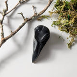 Zwarte obsidiaan ravenschedel – bijzondere edelsteen, zorgvuldig gekozen door Marga Jacobs