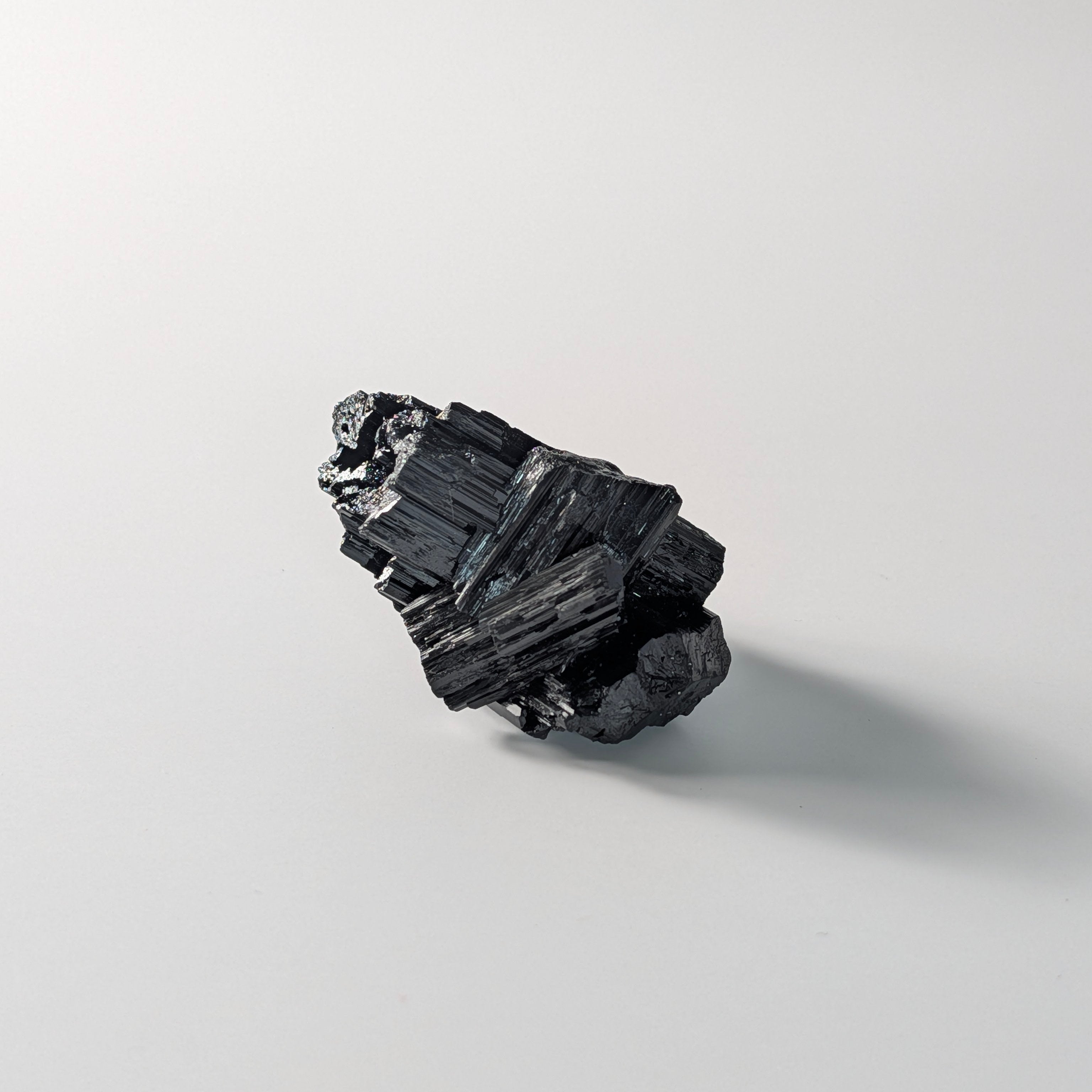 Tourmaline noire brute