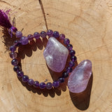 Amethist edelsteen armband met flosje | Marga Jacobs