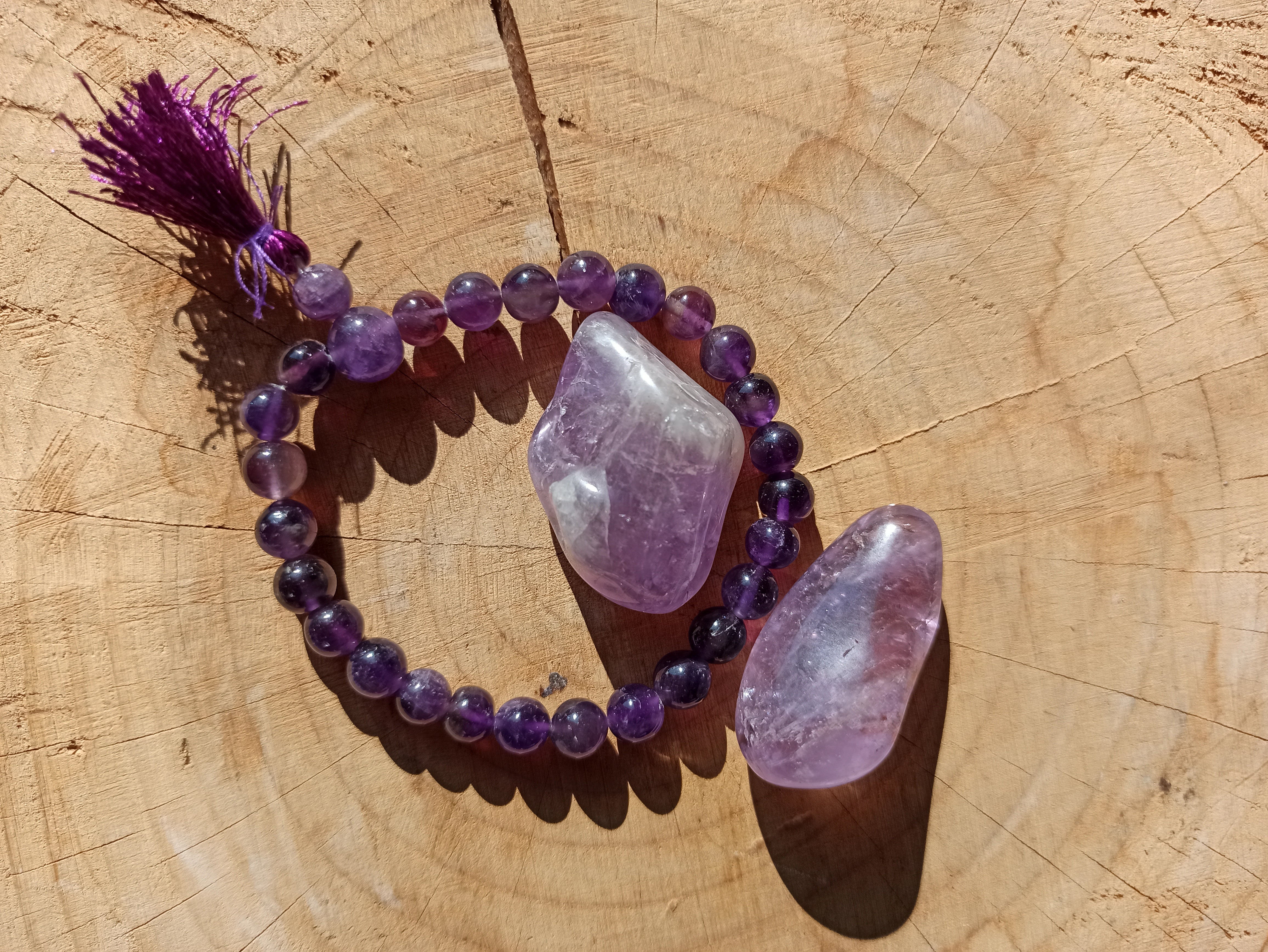 Amethist edelsteen armband met flosje | Marga Jacobs