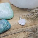 Bergkristal edelsteen hanger hart | Marga Jacobs
