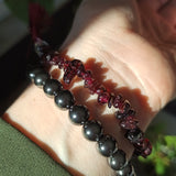Granaat edelsteen armband split met flosje | Marga Jacobs