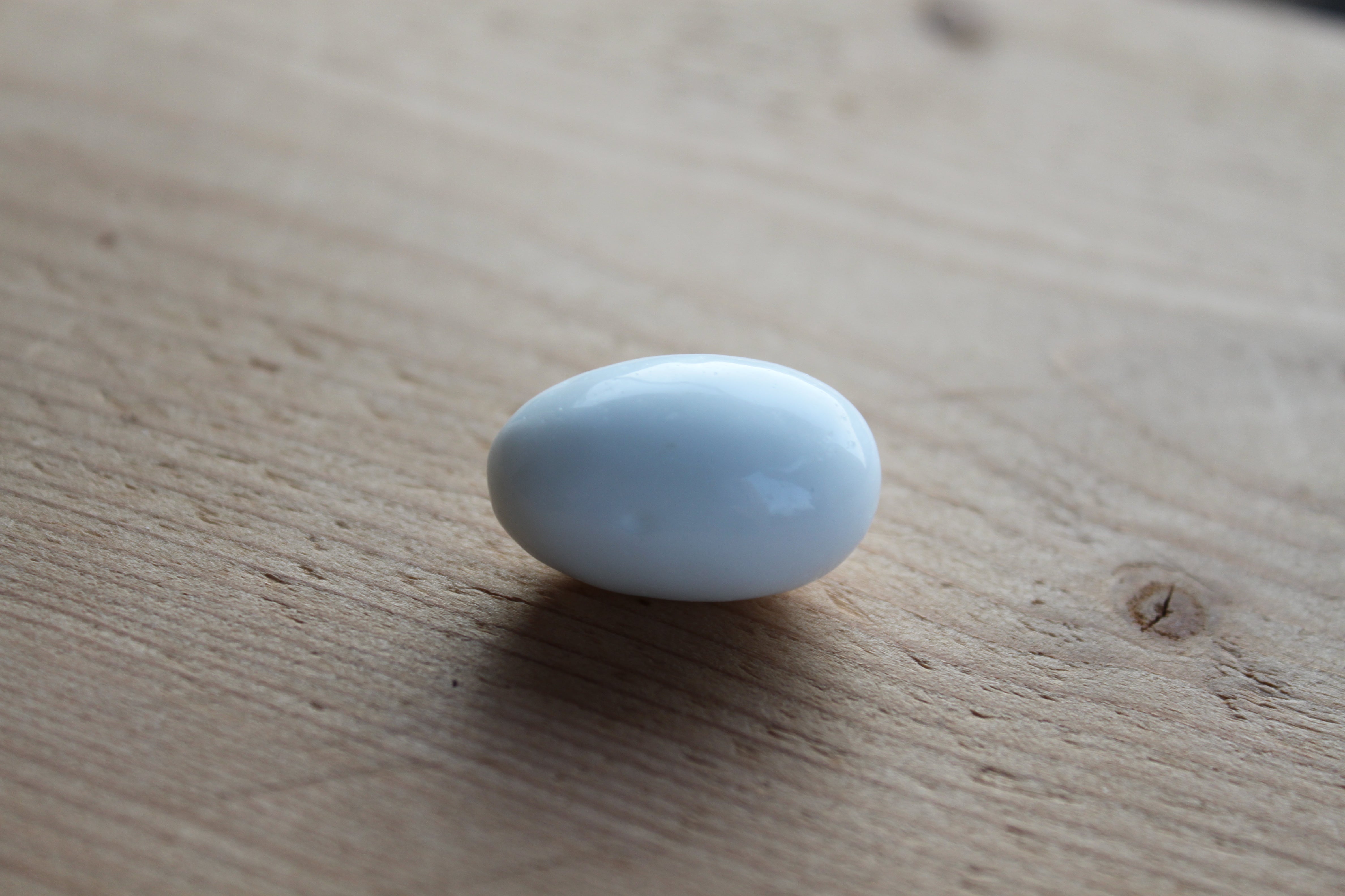 Witte Jade trommelstenen | Marga Jacobs