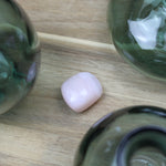 Roze Smithsoniet trommelstenen | Marga Jacobs