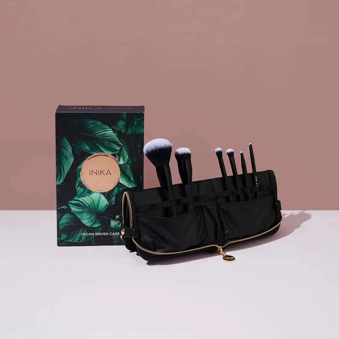 INIKA Organic Vegan Brush Case | Marga Jacobs