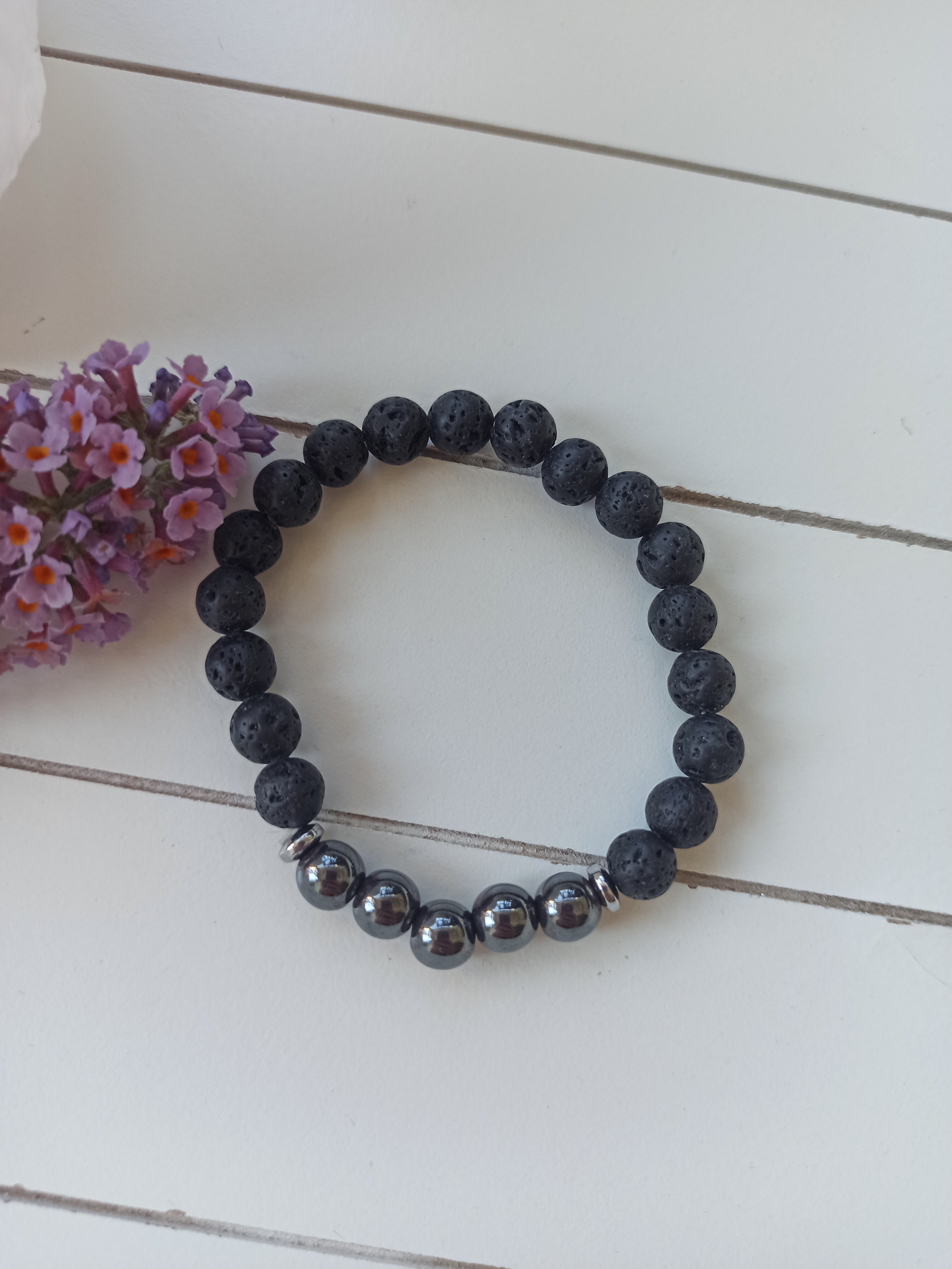 Lavasteen & Hematiet edelsteen armband | 8 mm | Marga Jacobs