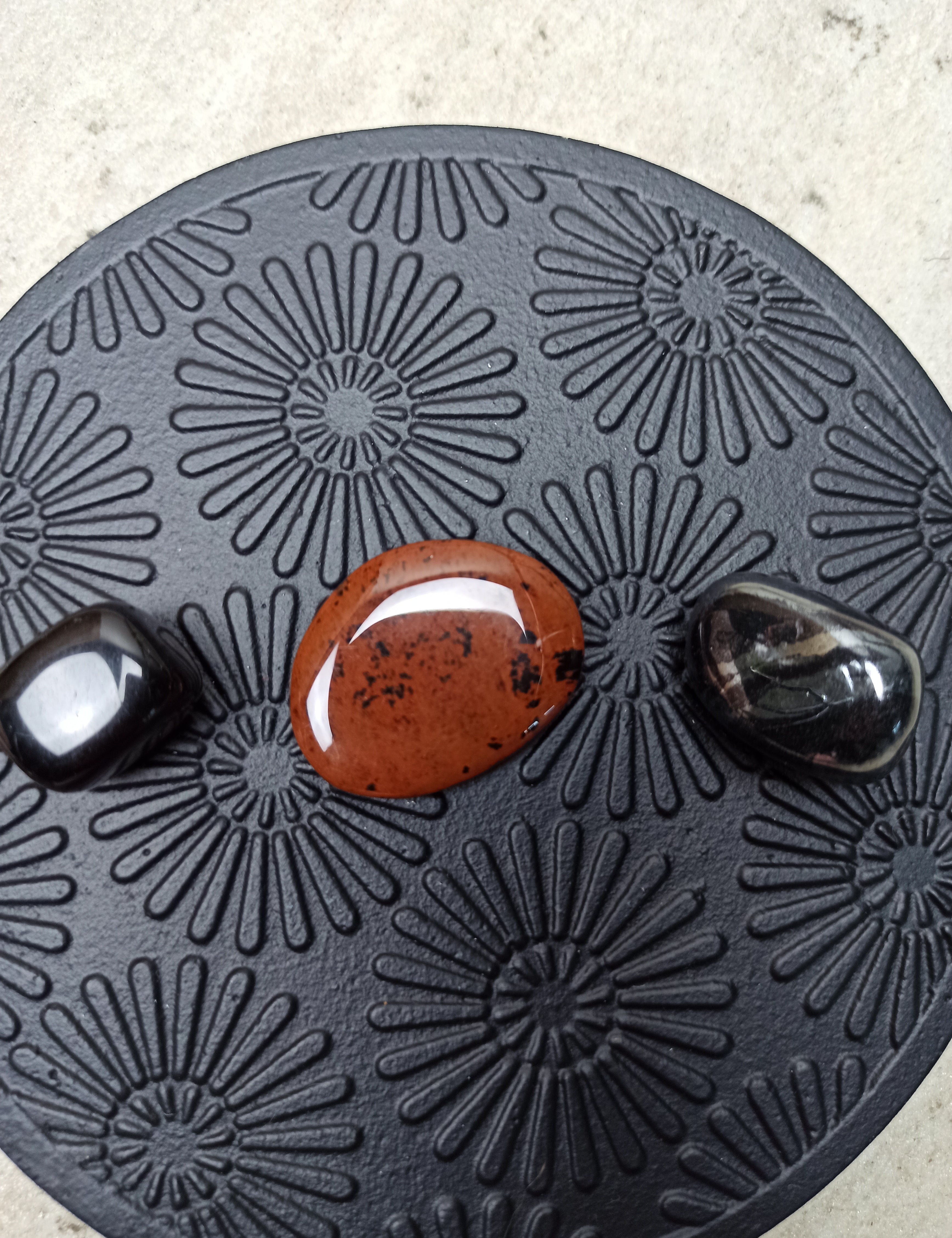 Mahonie Obsidiaan trommelstenen | Marga Jacobs