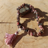 Rhodoniet edelsteen armband split met flosje | Marga Jacobs
