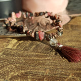Rhodoniet edelsteen armband split met flosje | Marga Jacobs