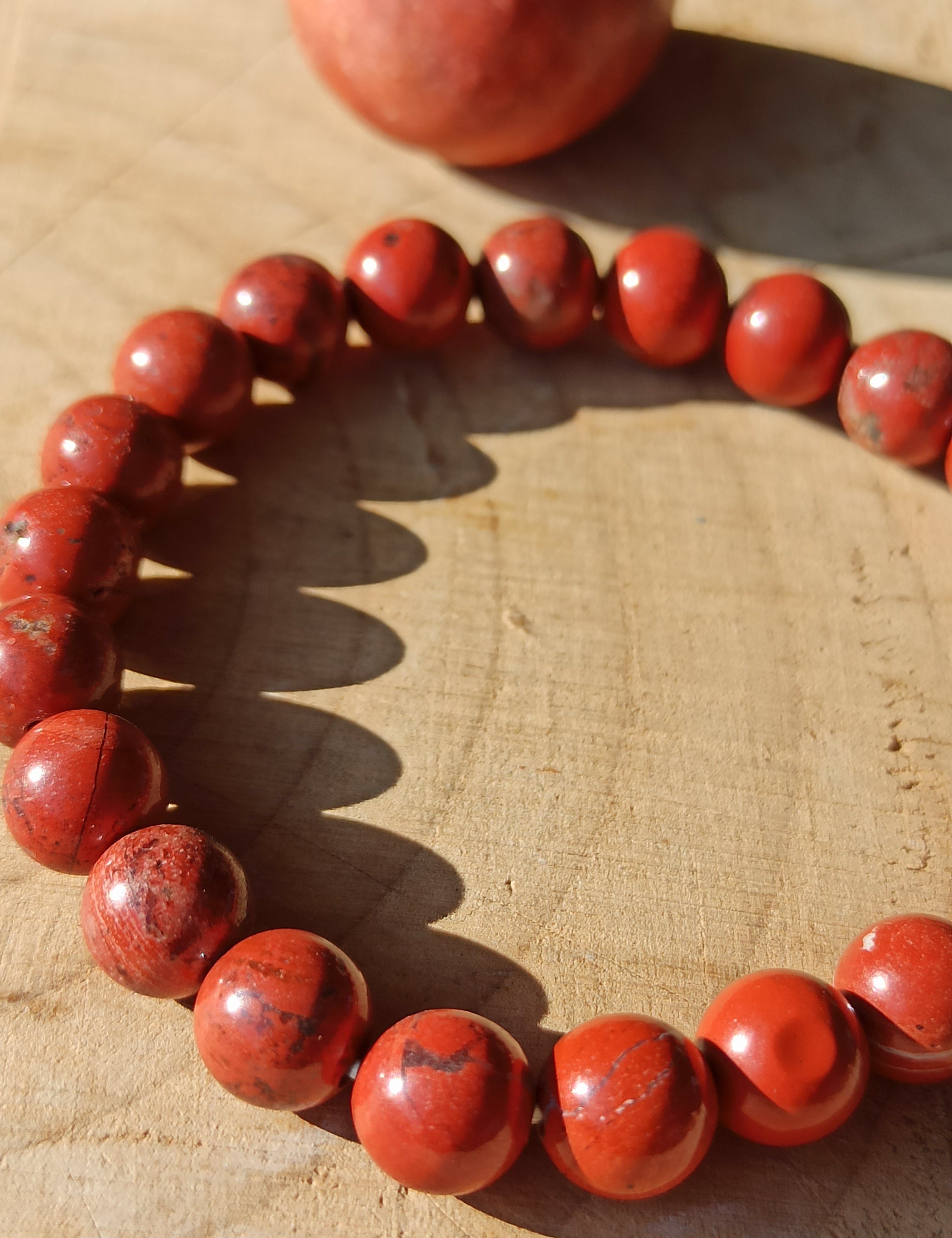Rode Jaspis edelsteen armband | Marga Jacobs