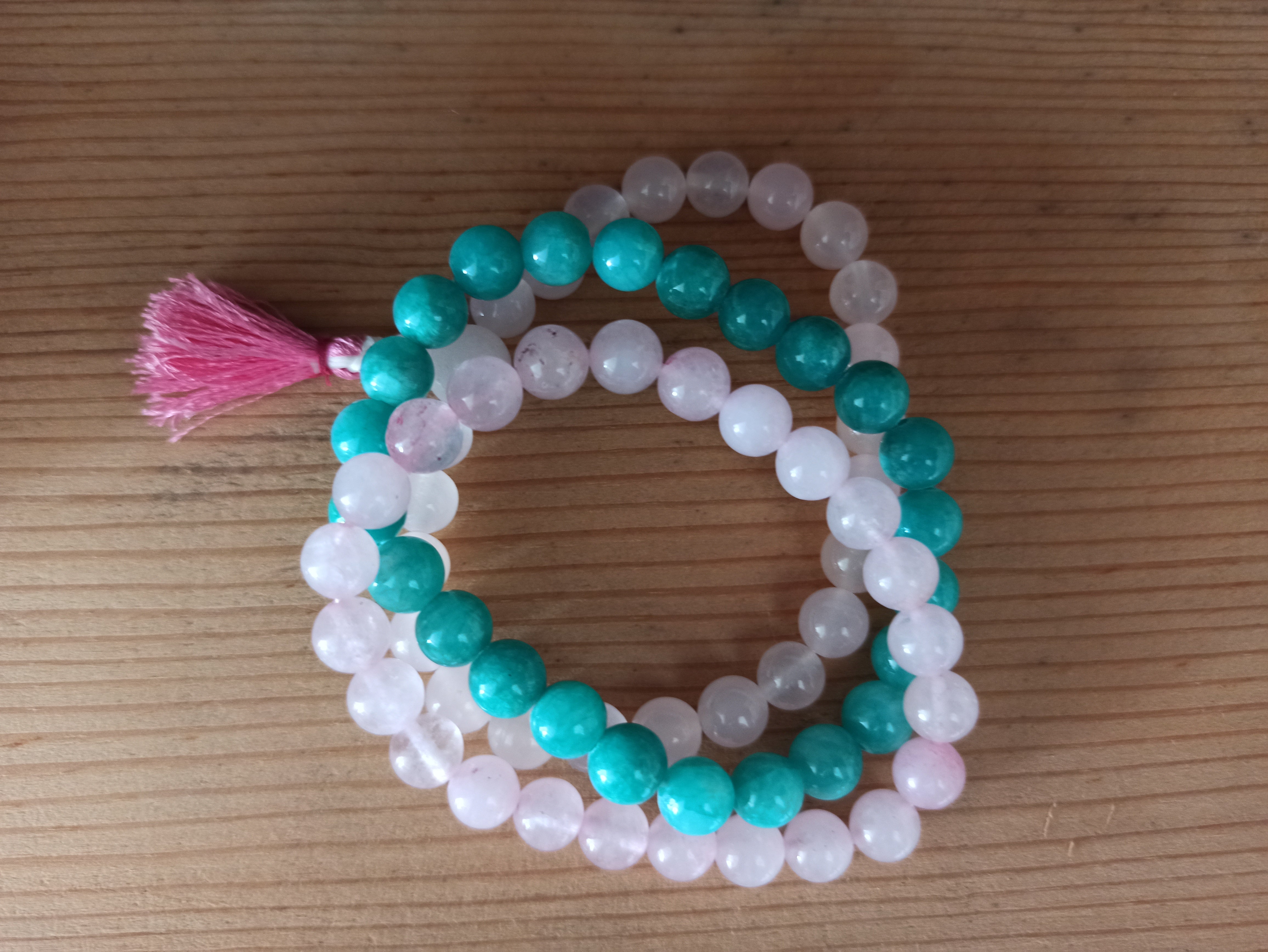 Rozenkwarts edelsteen armband met flosje | Marga Jacobs