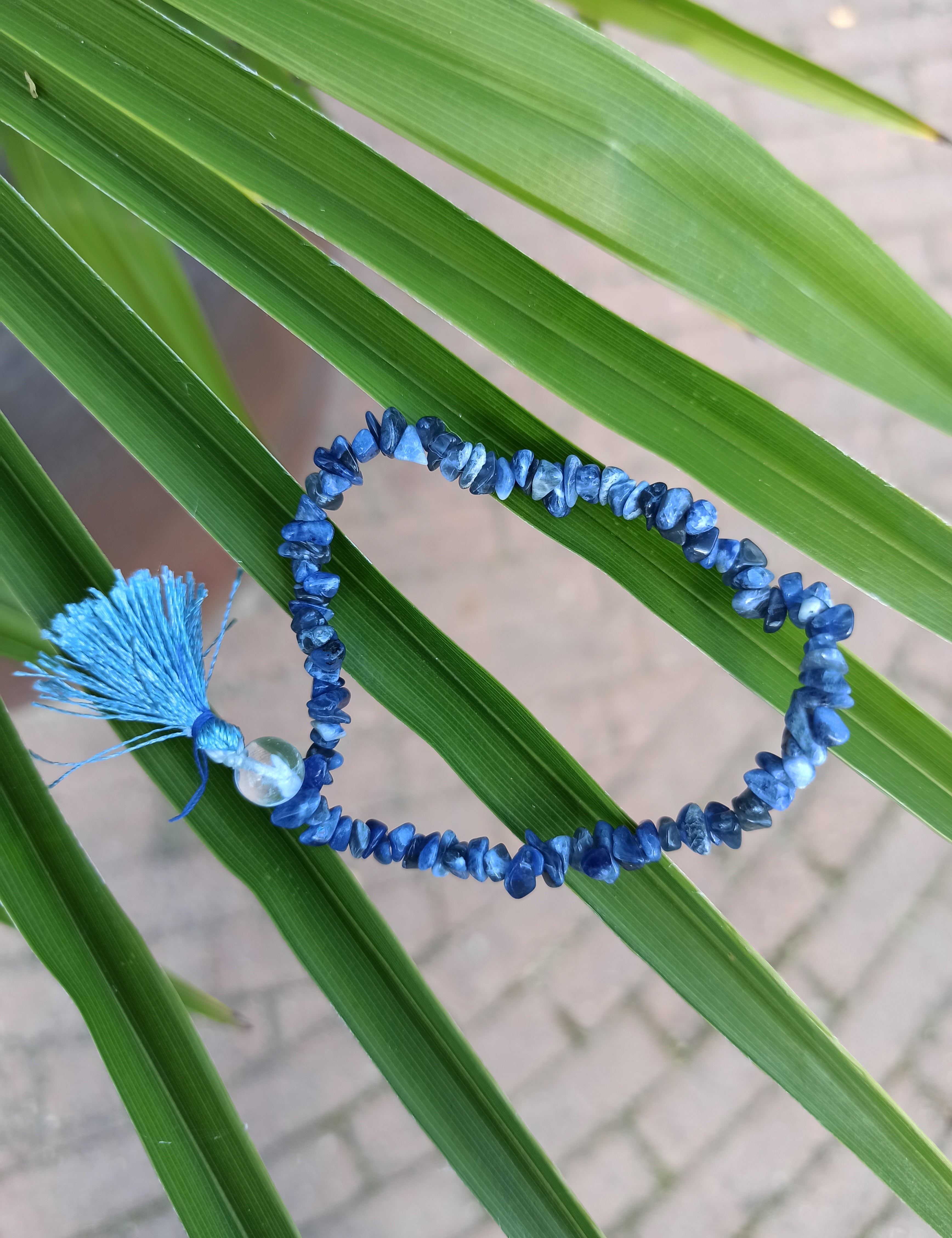 Sodaliet edelsteen armband split met flosje | Marga Jacobs