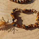 Tijgeroog edelsteen armband split met flosje | Marga Jacobs