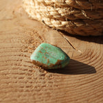 Adamiet trommelstenen – curated crystal by Marga Jacobs | rust, symboliek en intuïtieve zelfzorg