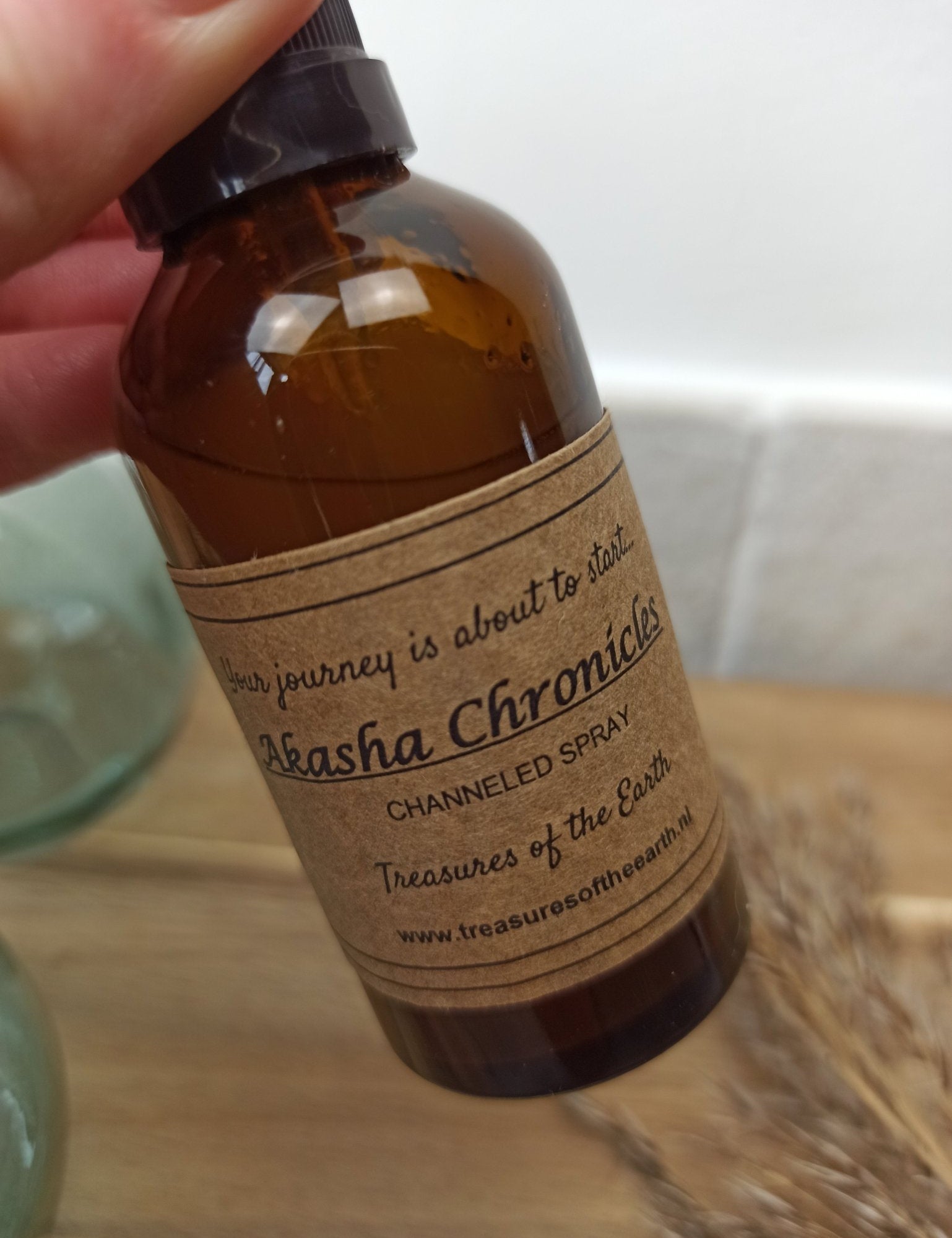 Akasha Chronicles Spray – curated crystal by Marga Jacobs | rust, symboliek en intuïtieve zelfzorg